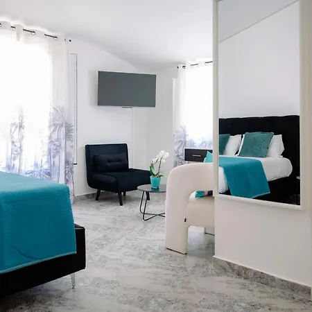 The Square - Luxury Apartman Scilla